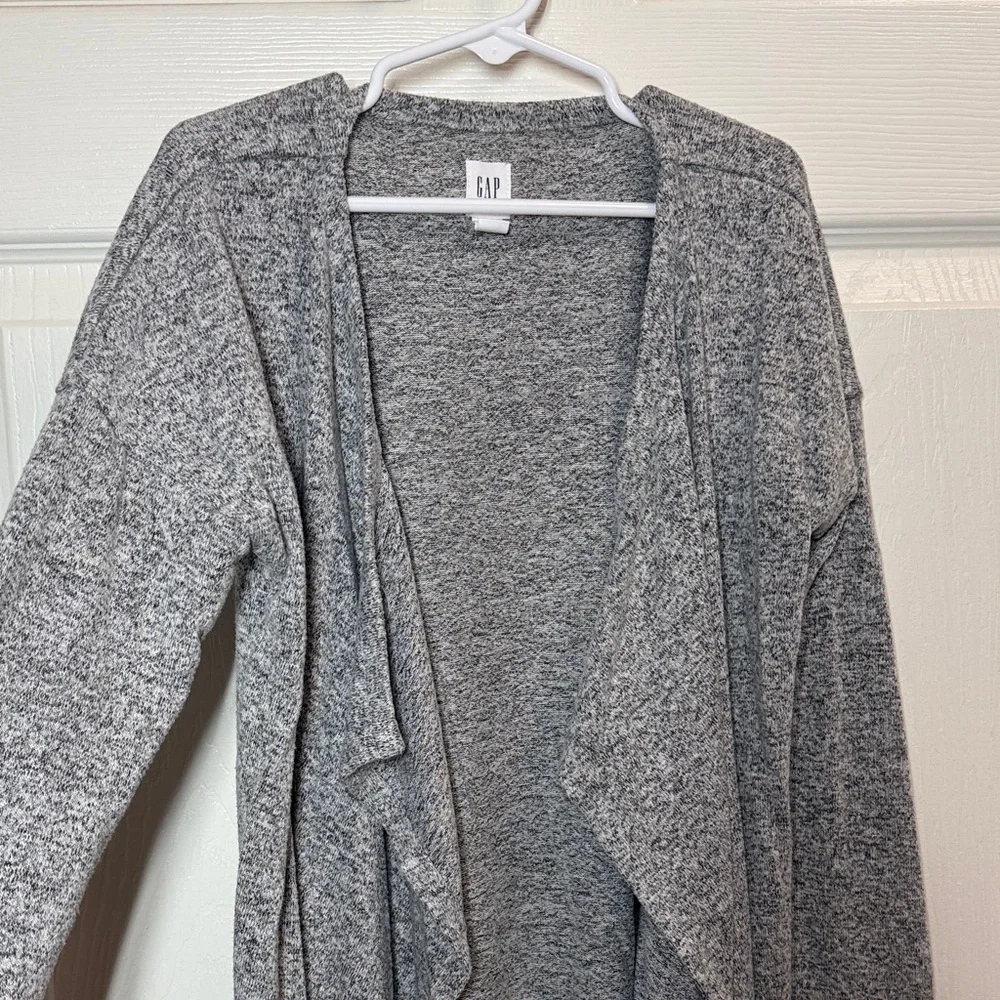GAP Girl’s Heather Gray Open Cardigan